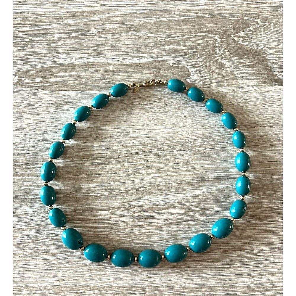 Vintage Monet Green Beaded Necklace Gold Tone Spacers 17.5"